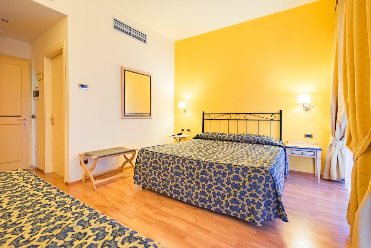 Hotel Benivieni Florens Exteriör bild